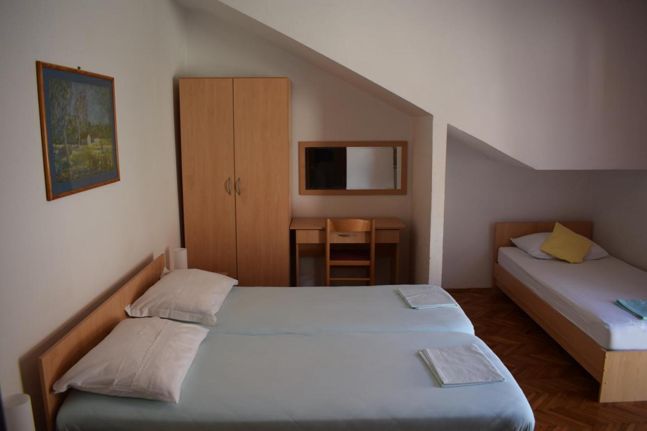 Vila Jelena - Studio apartments for 2 to 3 persons in Sv Filip i Jakov Sveti Filip i Jakov Esterno foto